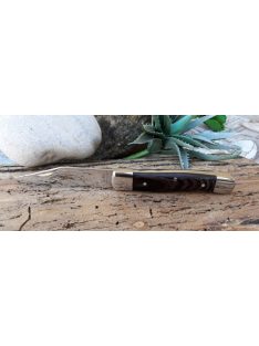 Small mascara wand with wooden handle