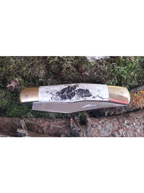 Nagymaskara csiszolt csont gravírozott motívummal