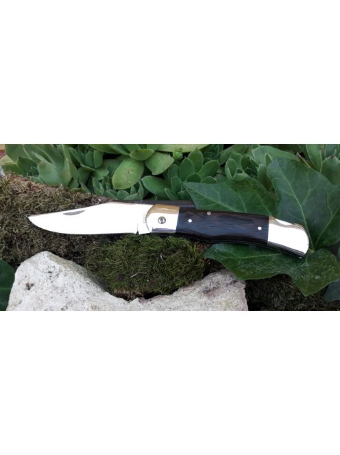 Hátsó záras grószi maskara zsebkés