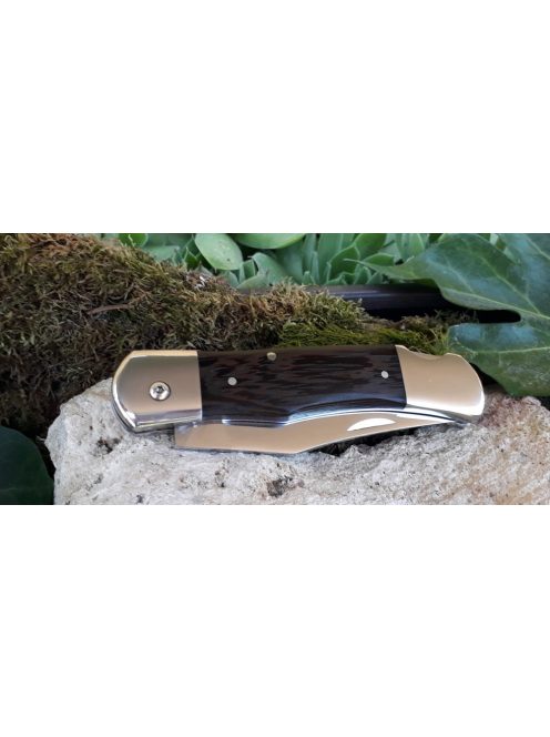 Hátsó záras grószi maskara zsebkés